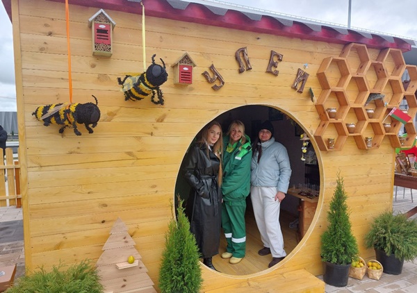 Экспозиция Минского ГПЛХО на выставке